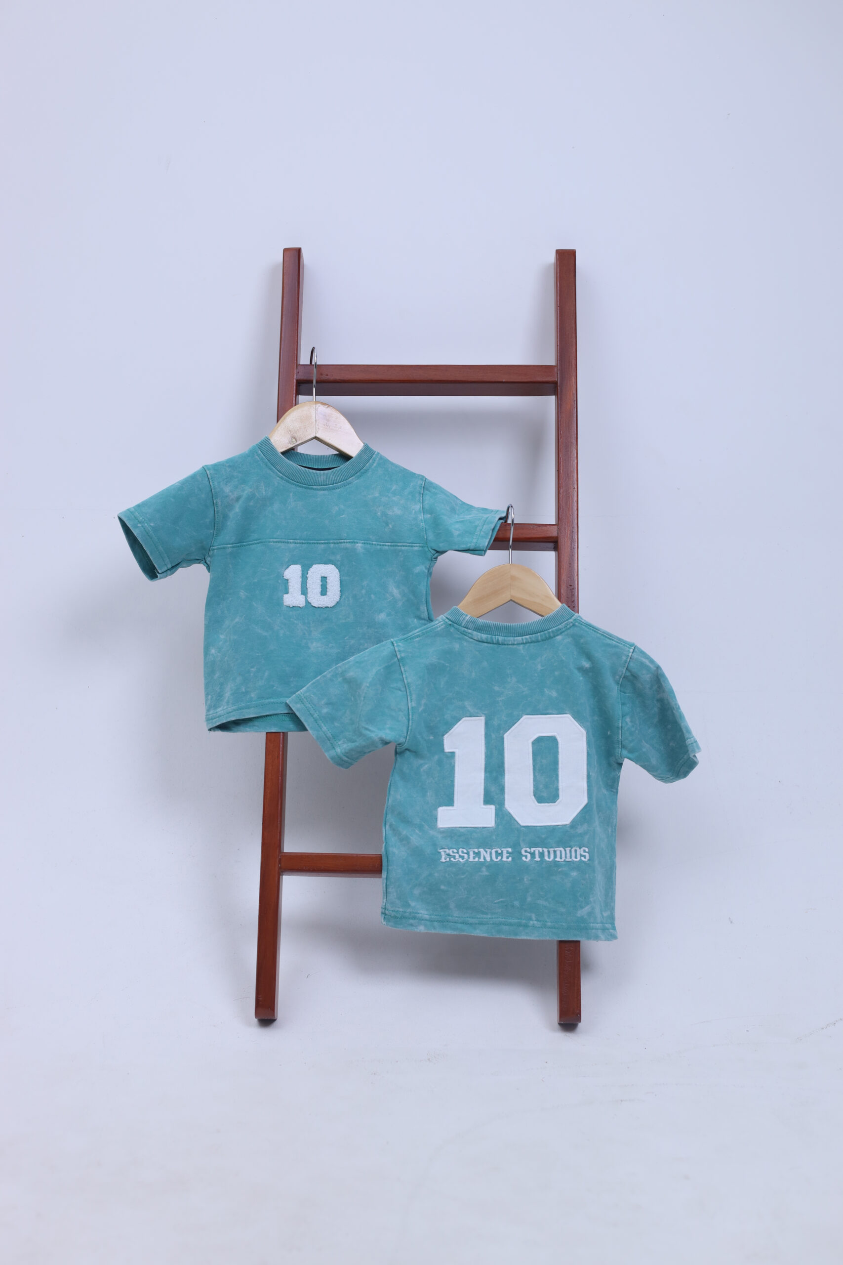 5 Sleeve T-Shirt - Image 4